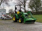 John Deere 3038 E Komunaltraktor Frontlader Kleintraktor