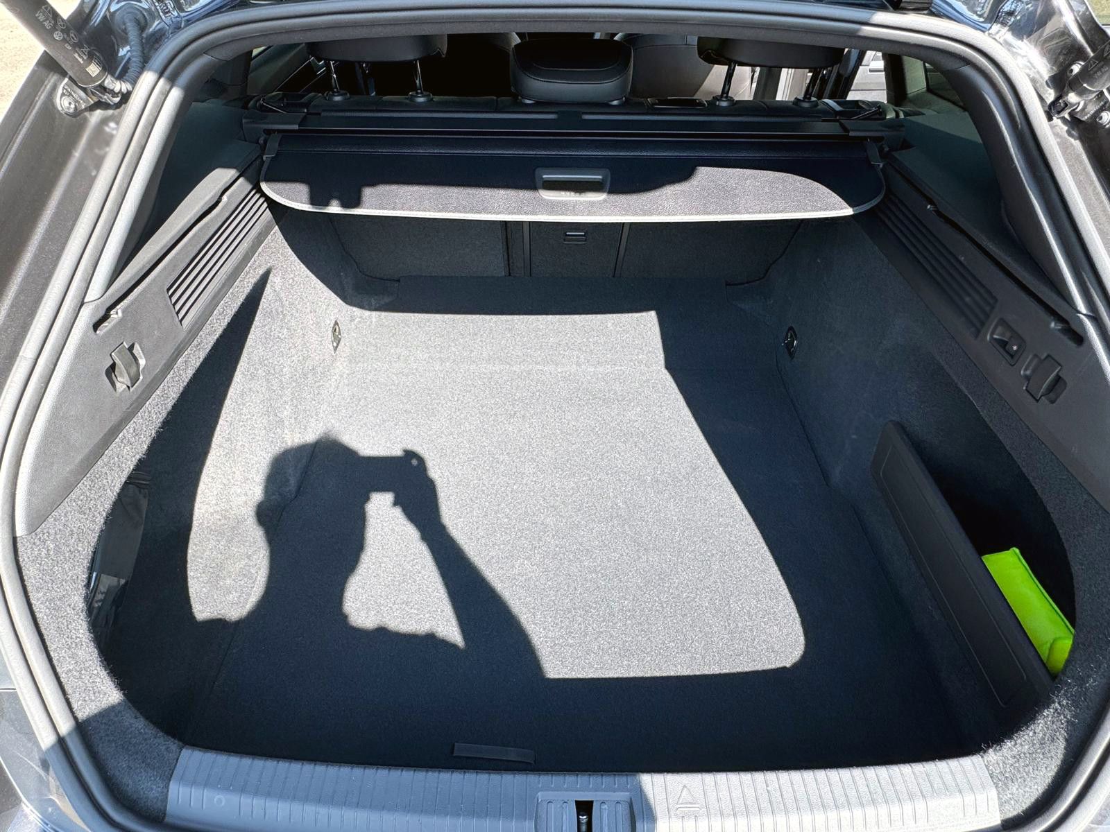 Fahrzeugabbildung Volkswagen Arteon SB 2.0TDI DSG R-Line 4M ACC KAM H&K AHK
