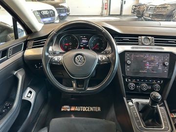 Volkswagen Passat Variant *Keyless*LED*NAVI*ACC*3-Zonen*
