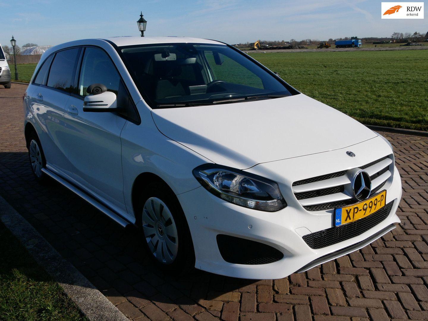 Mercedes-Benz B 220 d Ambition AUT. AC * EX POLICE MARGE CAR *