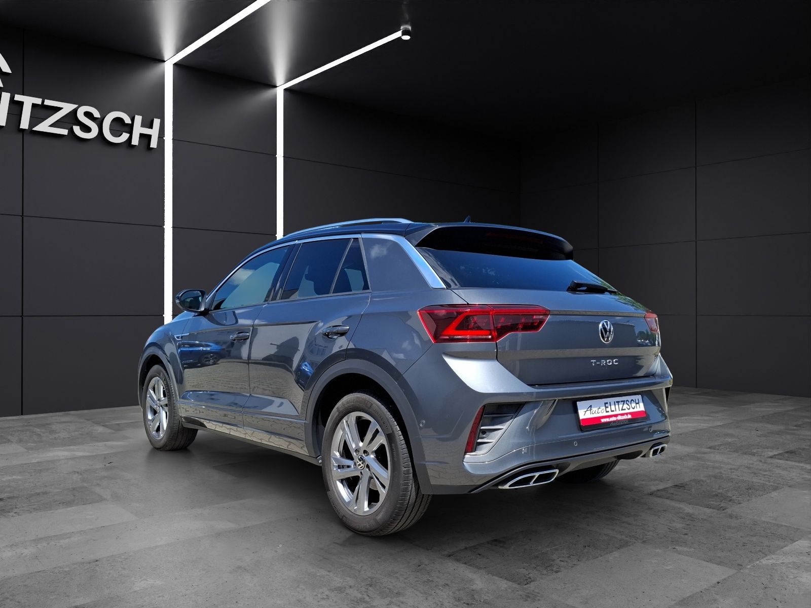 Fahrzeugabbildung Volkswagen T-Roc TSI R-Line DSG 4M Matrix Navi AID ACC Park