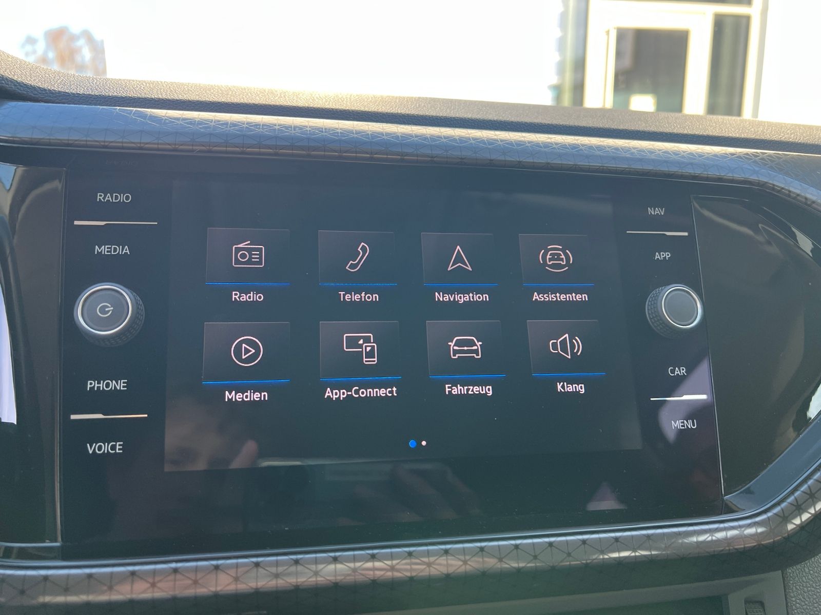 Fahrzeugabbildung Volkswagen T-Cross Style 1.5 TSI DSG *AHK, Navi, ACC, Rückf