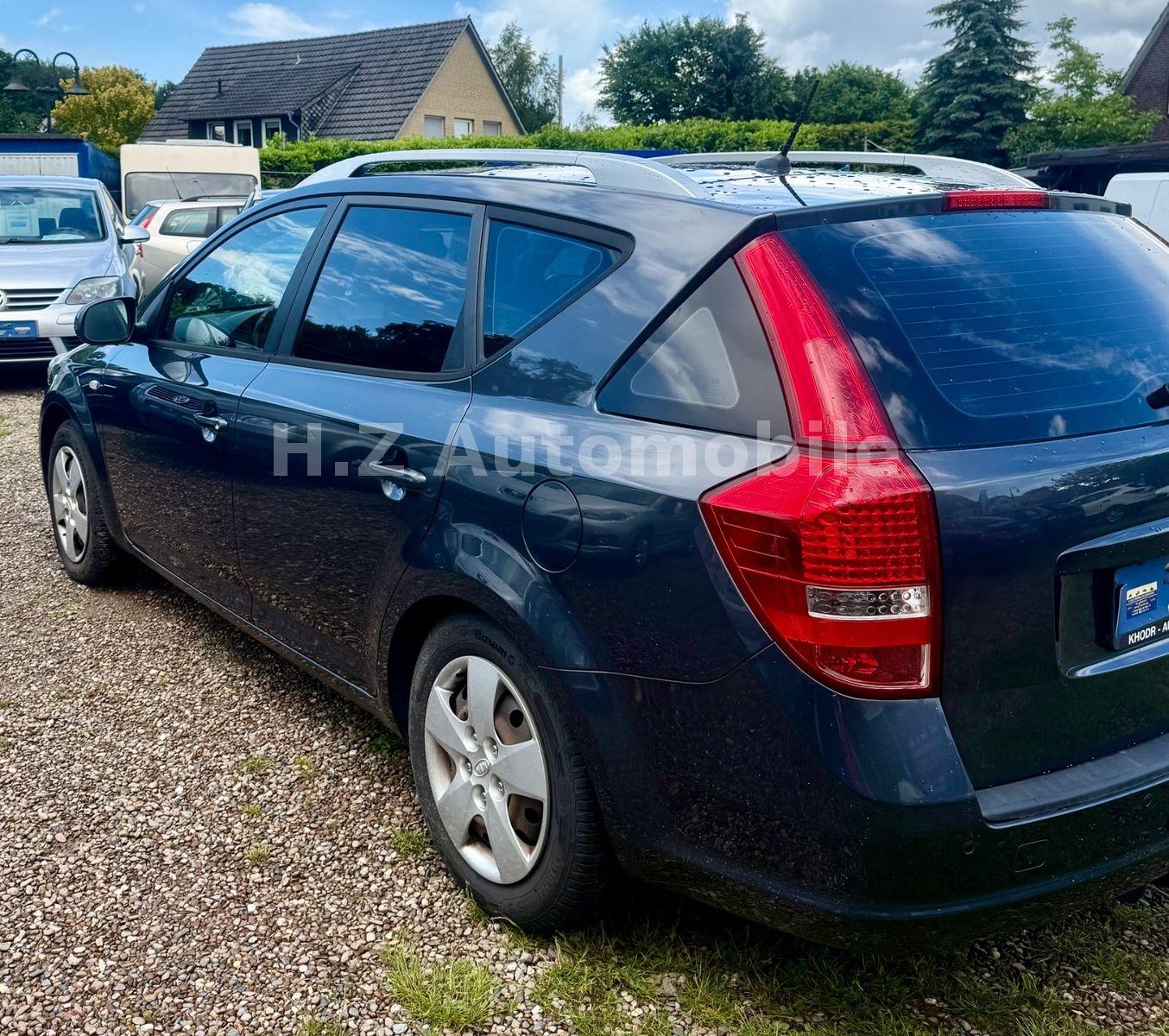 Kia Cee'd Sportswagon 1.6L Benzin / TÜV 01.2027 / ZV