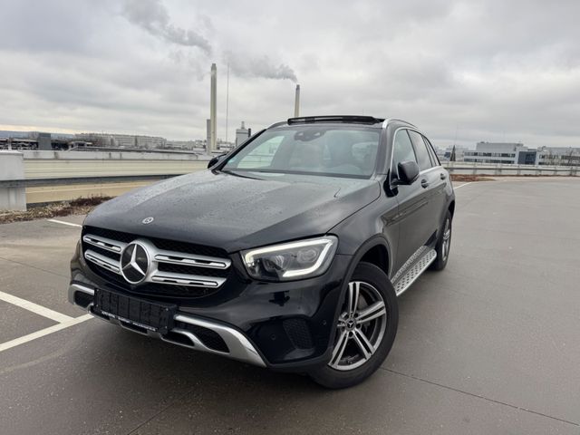 Mercedes-Benz GLC 300 d 4Matic VIRTUAL*NAVI*LEDER*LED*PANO*AMG