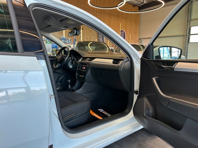 Skoda Rapid *Service:NEU*TEMPO*SitzHZ*KLIMAAUTO*PDC*