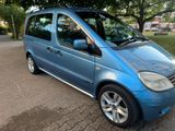 Mercedes-Benz Vaneo 1.6 Family 75 KW Family - Mercedes-Benz Vaneo mit Benzin-Antrieb: Kleinbus, Automatik
