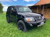 Mitsubishi Pajero 3,2 DI-D Dakar Dakar - Mitsubishi Pajero aus 2005 mit Diesel-Antrieb