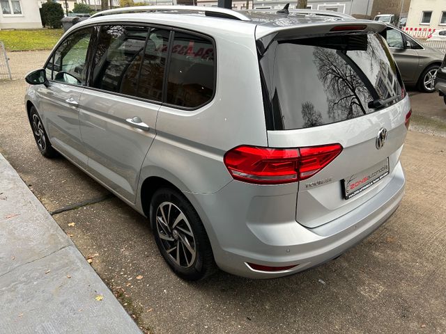 Fahrzeugabbildung Volkswagen Touran 1.6 TDI 7 Sitze+Navi+SHZ+BT+PDC+LM+