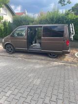Volkswagen T5 Multivan 4Motion Highline mit neuem Motor - Volkswagen T5 Multivan: 4motion