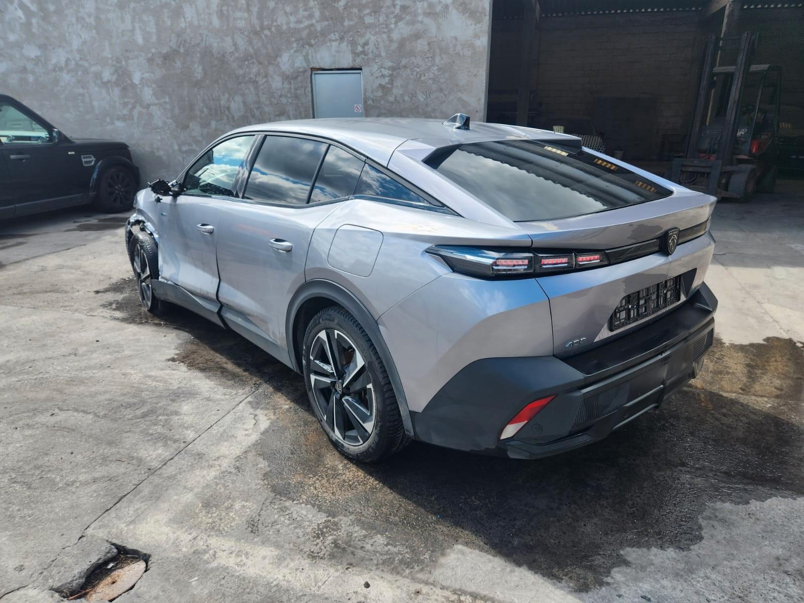 Peugeot PEUGEOT 408 1.6 Hybrid 180 CV e-EAT8 Allure