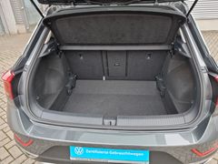 Fahrzeugabbildung Volkswagen T-ROC 1.0 TSI Style LED+ NAVI SHZ MASSAGE