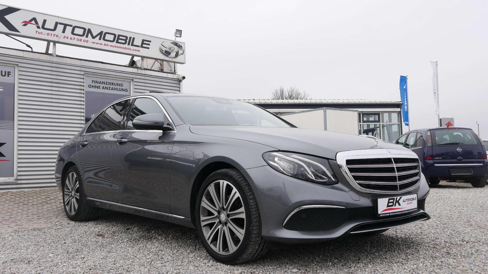 Mercedes-Benz E 200 Scheckheft Schiebedach Kima Navi AHK Einpa