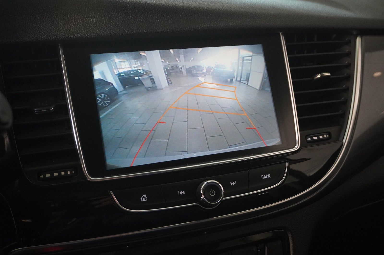 Fahrzeugabbildung Opel Mokka X 1.4 ON NAVI/LED/KAMERA/SHZ/SPORT/NEBEL