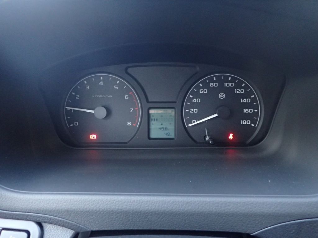 Fahrzeugabbildung Piaggio Porter NP6 Allrad 3-Seitenkipper LPG Singlewheel