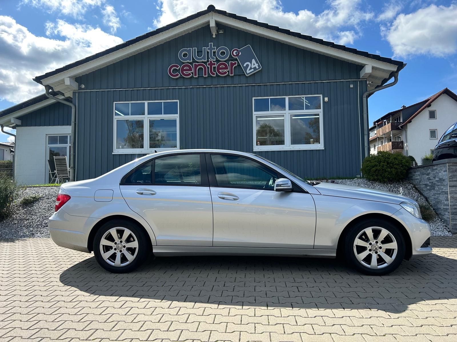 Fahrzeugabbildung Mercedes-Benz C 180 CDI Limousine°Automatik°Navi°Shz°PDC°