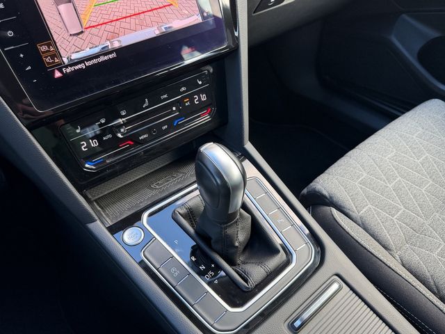 Passat Variant 2.0 TDI Business DSG FACEL. LED