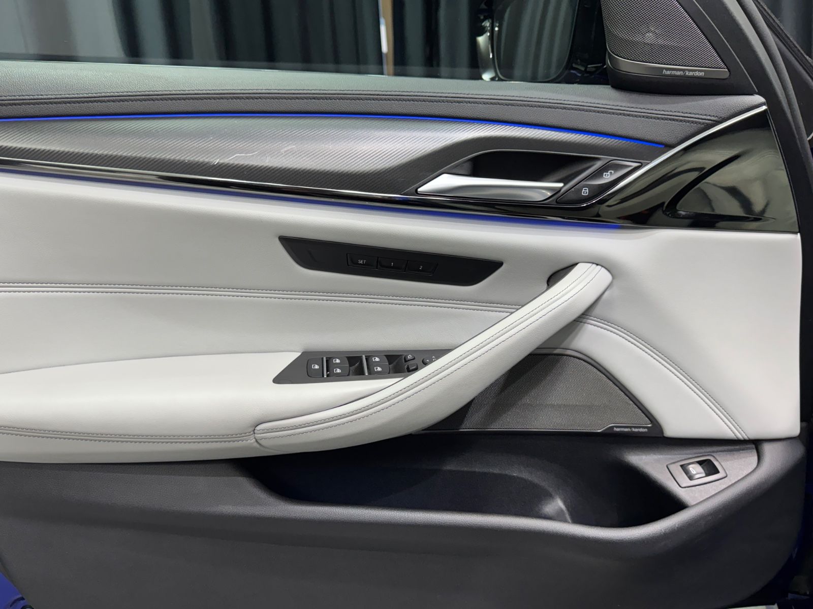 Fahrzeugabbildung BMW M5 Limousine Competition|KERAMIK|HEAD-UP|