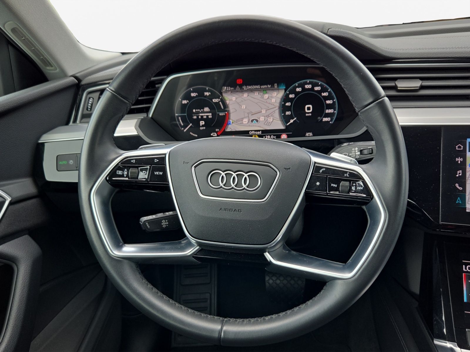 Audi Q8 e-tron - Bild 8