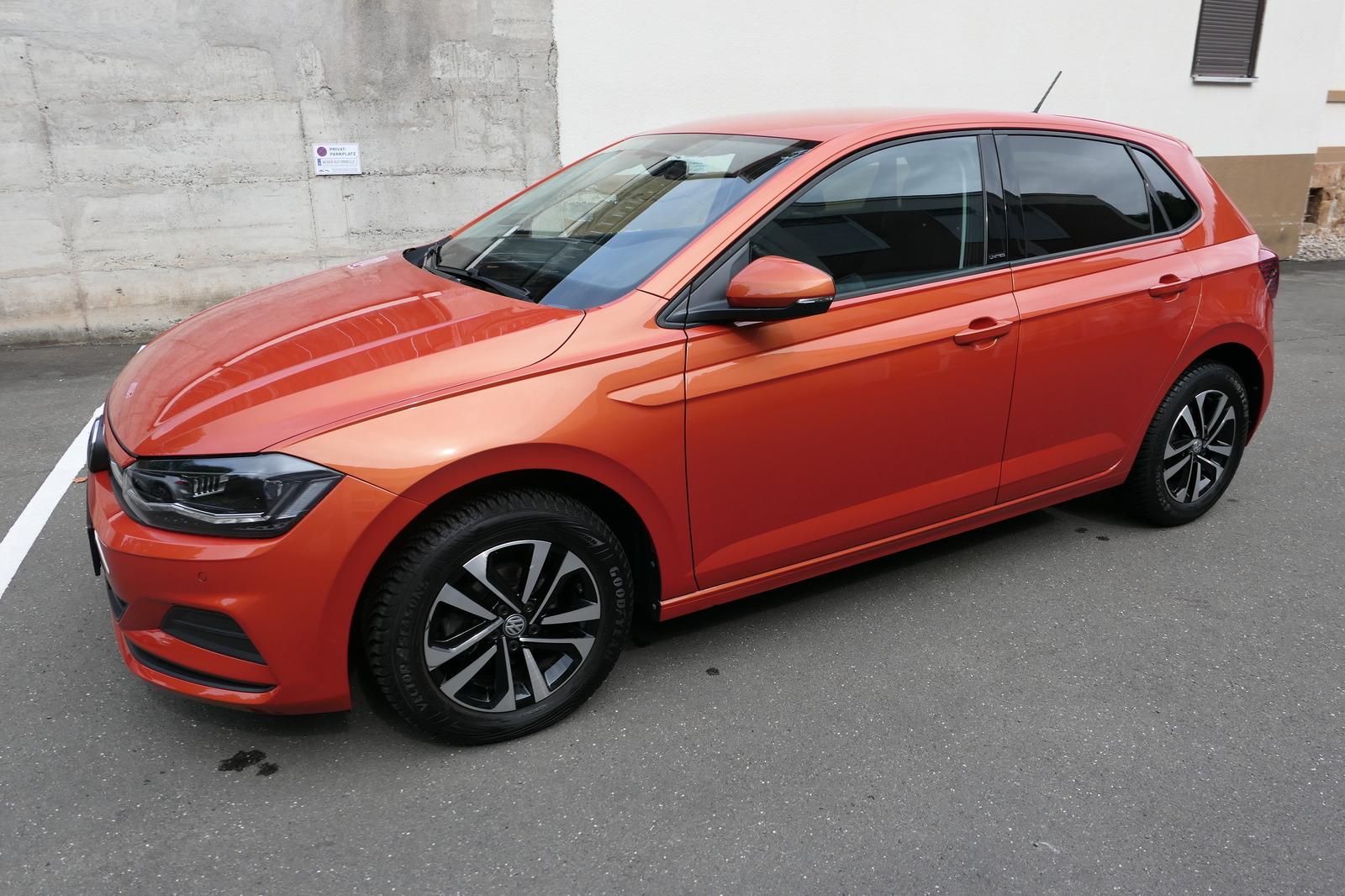 Volkswagen Polo United 30000km! PDC! SHZ! APP! Navi!