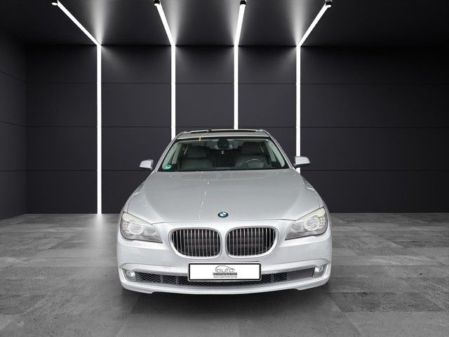 Fahrzeugabbildung BMW 740d xDrive*Ambiente*Kamera*Standheizung*AHK*