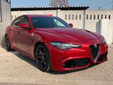 Alfa Romeo Giulia QV 1.Hand Unfallfrei Perfekt - Alfa Romeo Giulia mit Benzin-Antrieb: Rot