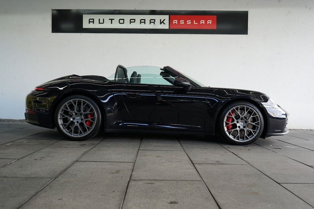 Image of Porsche 992