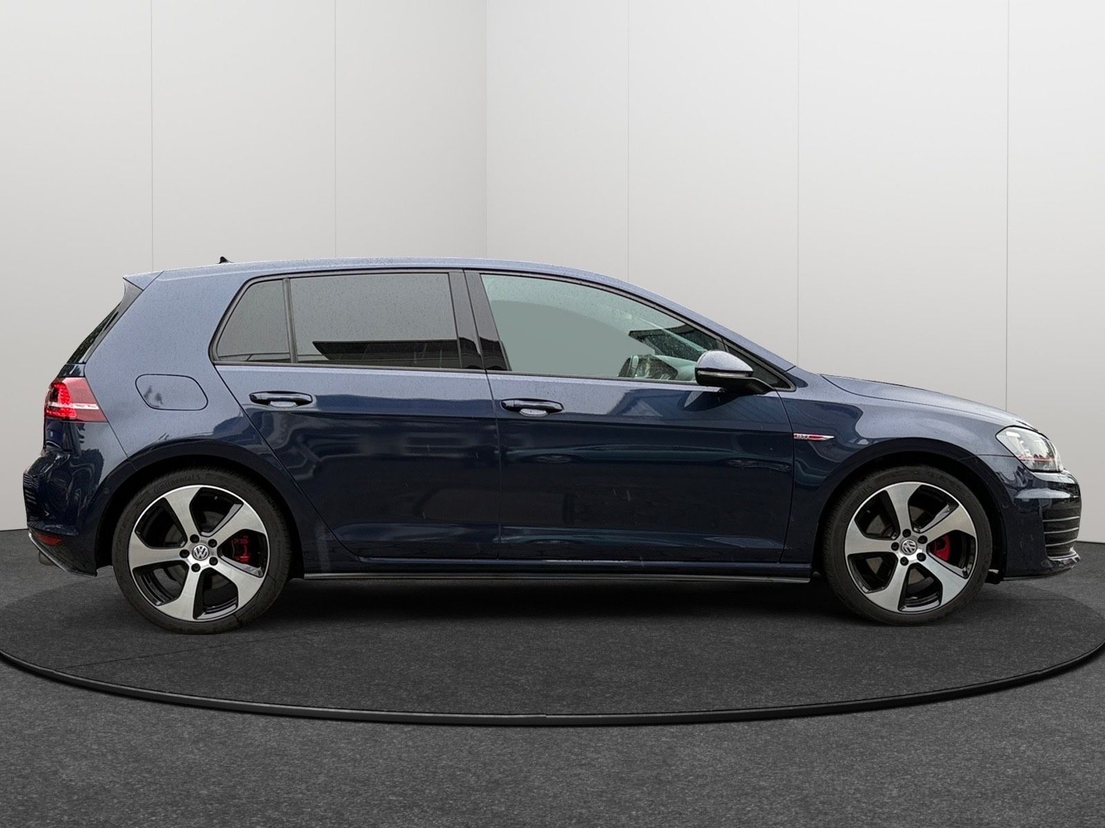 Fahrzeugabbildung Volkswagen Golf VII Lim. GTI BMT*Pano*Leder*Standheizung*