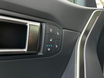 KIA Sorento - 10