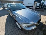BMW 318i E90 LCI Facelift  Automatik   G... - BMW 3er E90 mit Facelift