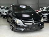 Mercedes-Benz B 180 Leder Panorama-Schiebedach Sport Paket - gebrauchte Mercedes-Benz B 180 aus dem Jahr 2013