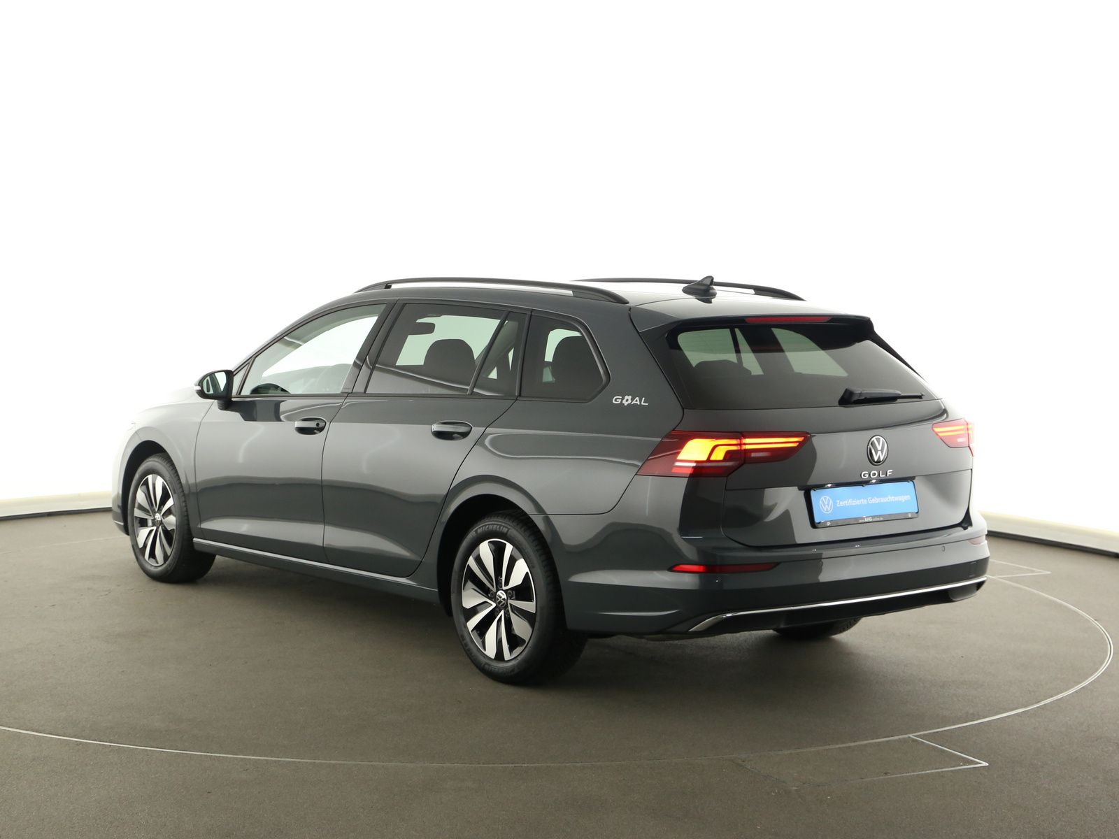 Volkswagen Golf - Bild 6