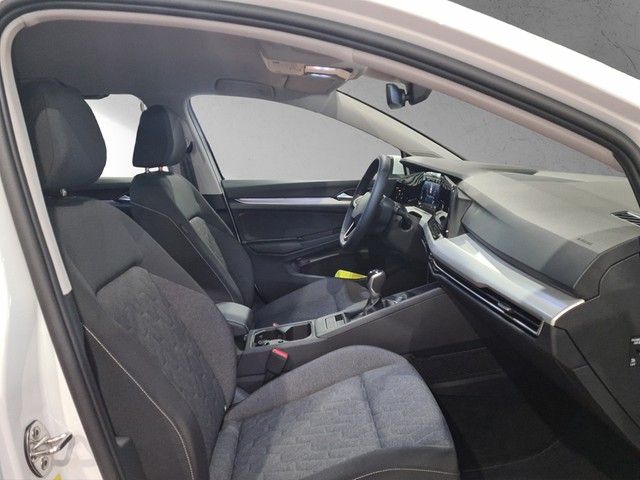 Fahrzeugabbildung Volkswagen Golf VIII TSI Move Kamera Navi LED VC