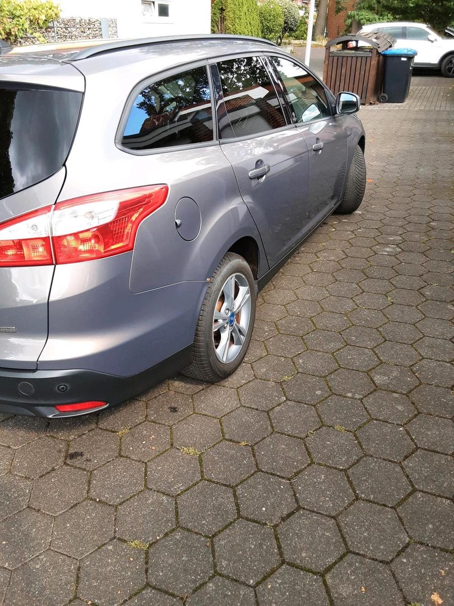 Ford Focus 2013 — photo 10