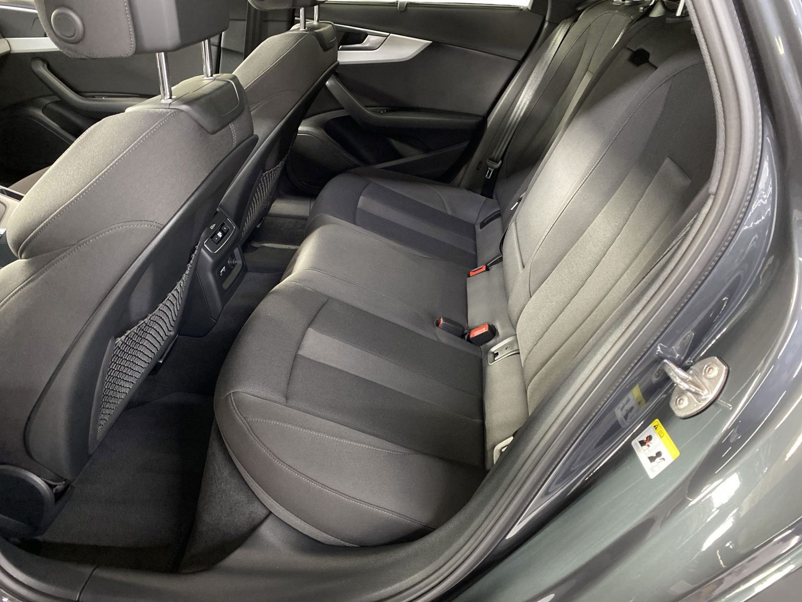 Audi A4 - Bild 8