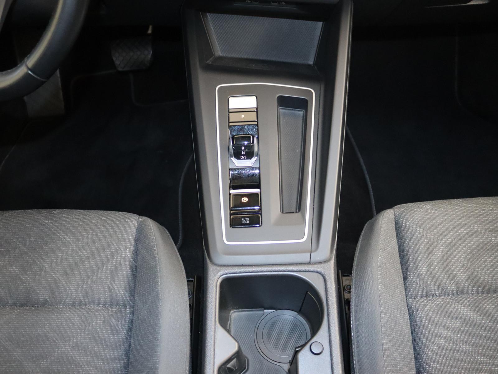 Volkswagen Golf VIII 2.0 TDI Life LED ACC NAVI SHZ PDC, миниатюра 13