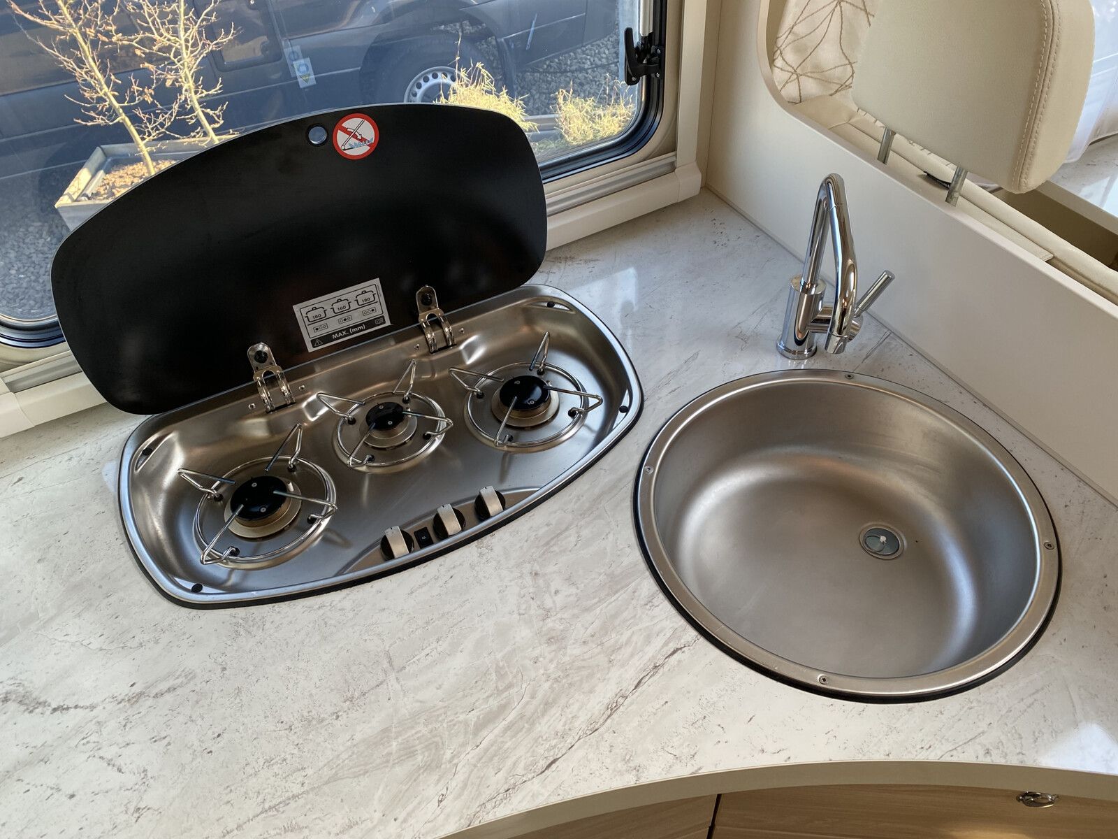 Fahrzeugabbildung Eura Mobil Activa One AO 630 LS Markise + Fahrradträger