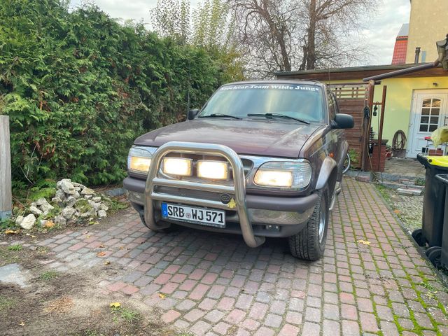 Ford Explorer 4.0 Gasanlage V6 SOHC 