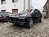 Porsche Cayenne Diesel / Tüv Neu / Insp. Neu / Pano - Porsche Cayenne in Bonn