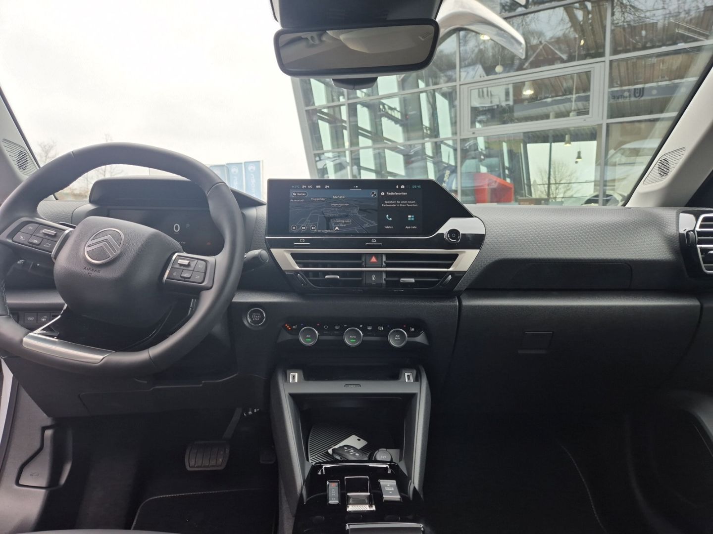 Fahrzeugabbildung Citroën C4 Max 1.2 Hybrid 136 e-DCS6 SHZ Keyless