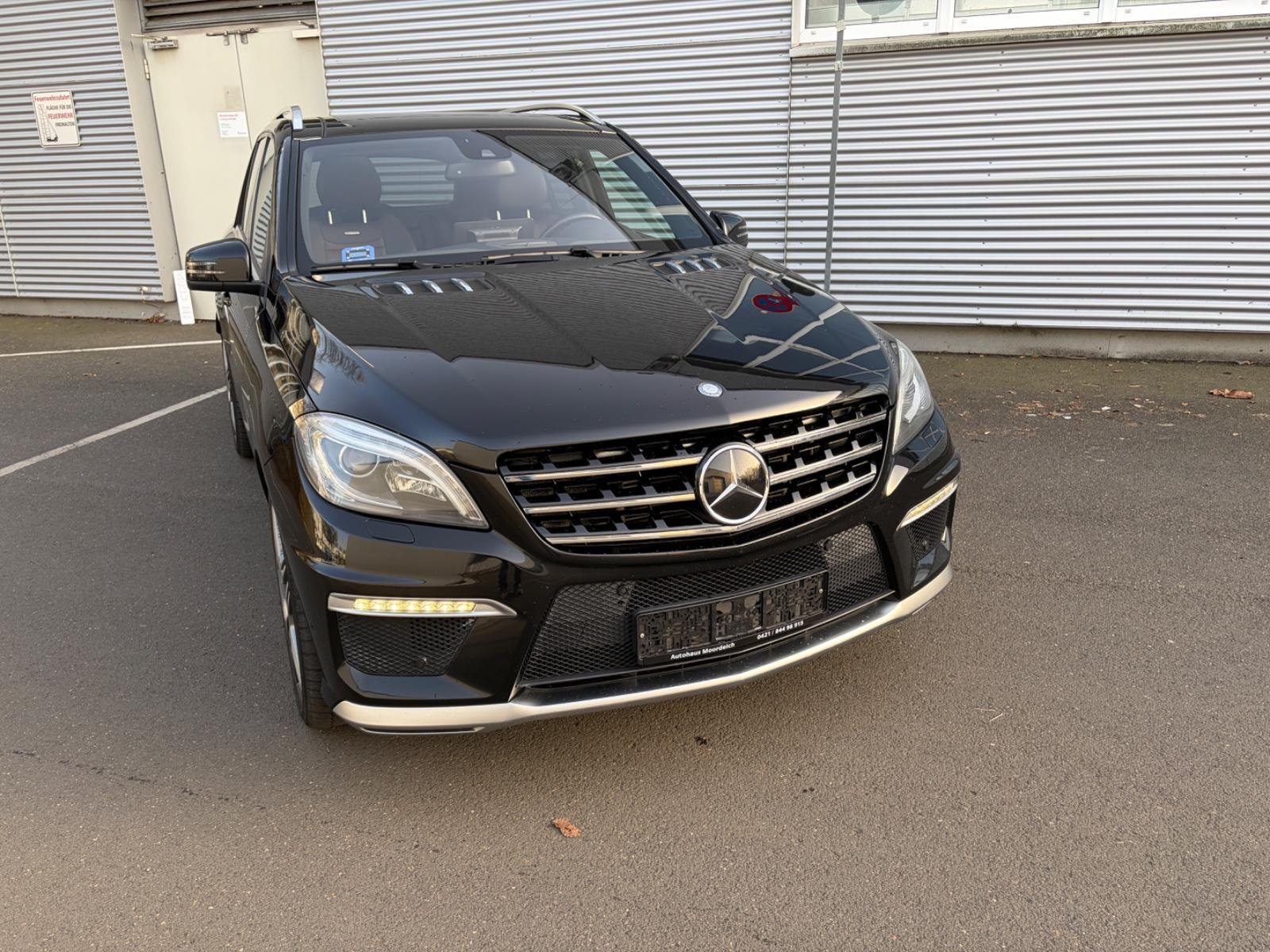 Mercedes-Benz ML 63 AMG*Panoramad.*Harman-Kardon*Standheizung