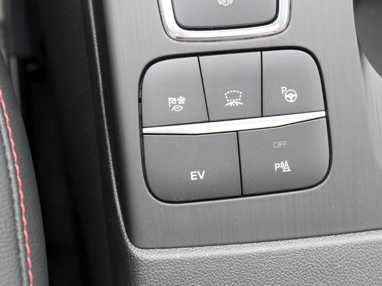 Fahrzeugabbildung Ford Kuga Plug-In Hybrid ST-Line X 2,5 Duratec