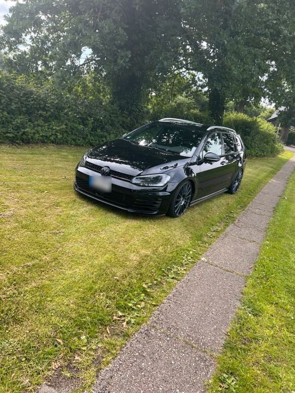 Image of Volkswagen Golf