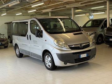 Opel Vivaro - 1