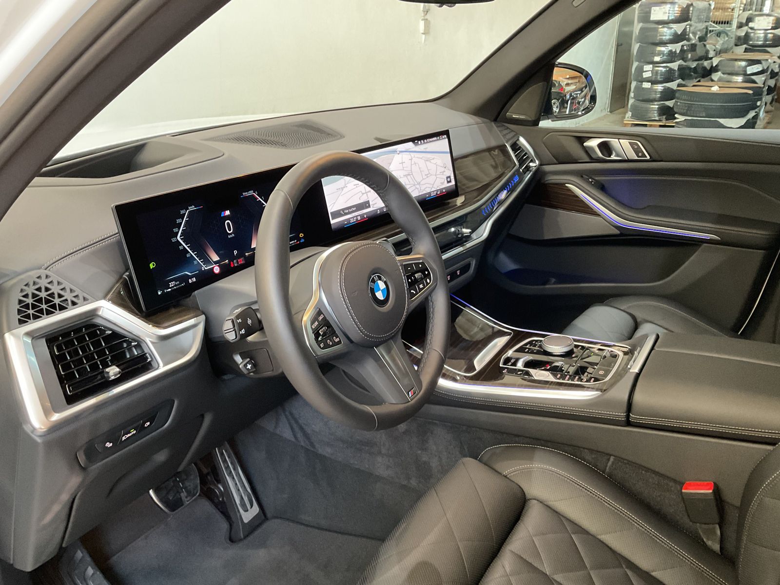 Fahrzeugeinzelansicht 10 Fahrzeugabbildung BMW X5 xDrive30d M Sportpaket Gestiksteuerung DAB Ko