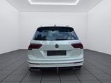 Volkswagen Tiguan Highline BMT 4Motion*PANO*AHK*NAVI* - mit Benzin-Antrieb: Allradantrieb, Geländewagen