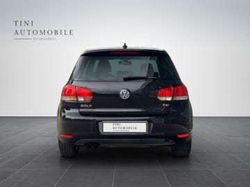 Volkswagen Golf - 8