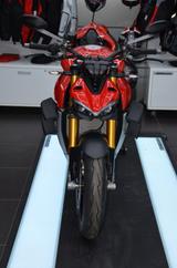 Ducati Streetfighter V 4 S Modell 2024 Einarmschwinge - DUCATI MÜNCHEN
