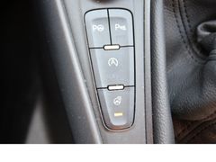 Fahrzeugabbildung Ford Focus Lim ST-Line *Navi*Winter-Paket*Active-Park