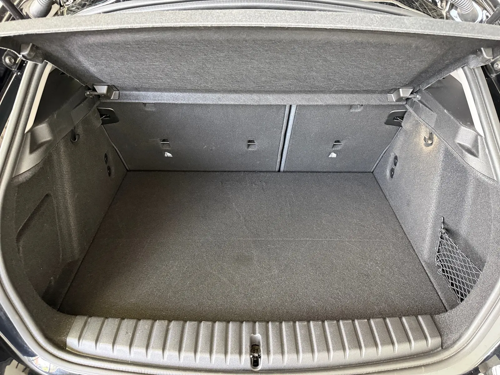 BMW 1 Series i Limousine*a.LED*Navi*Kamera*DriveA*ShadowLi, миниатюра 9