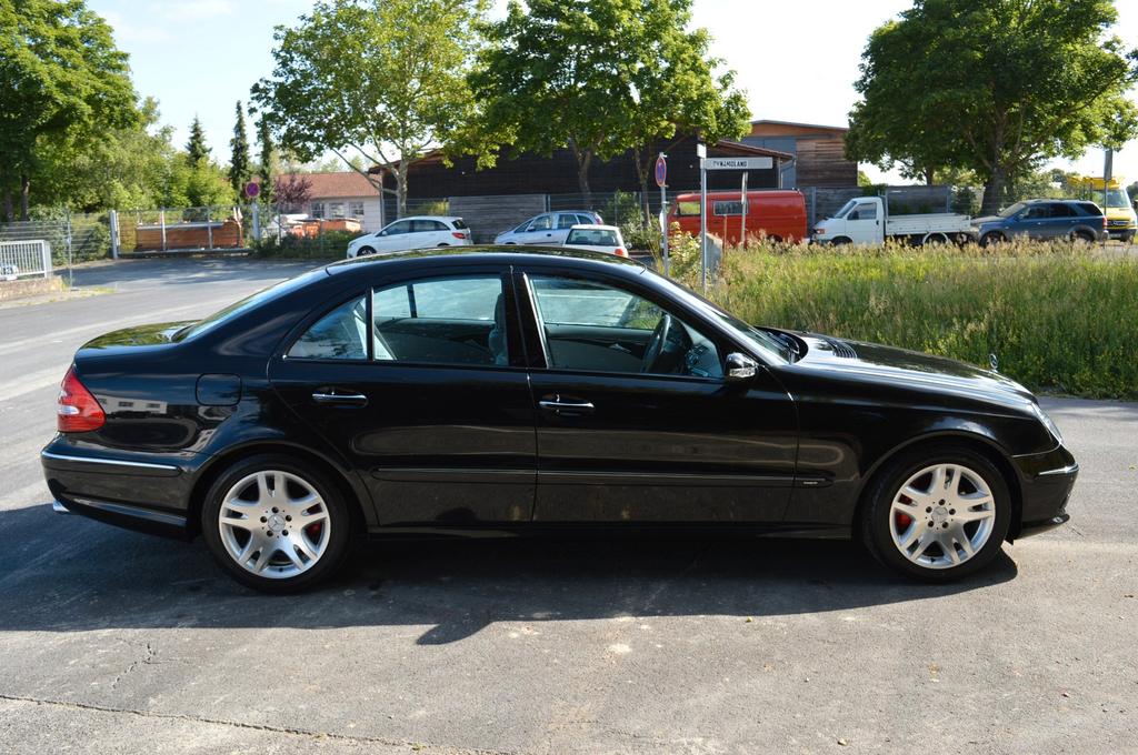Mercedes-Benz E 500